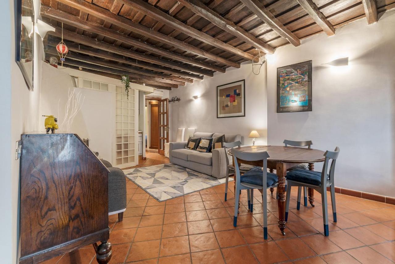 Stylish Flat Domus Aurea Apartment Rome Bagian luar foto