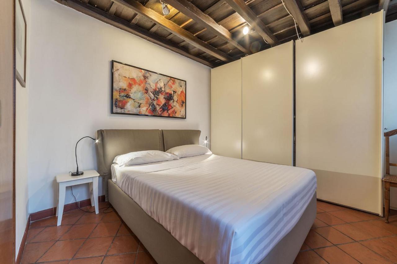 Stylish Flat Domus Aurea Apartment Rome Bagian luar foto