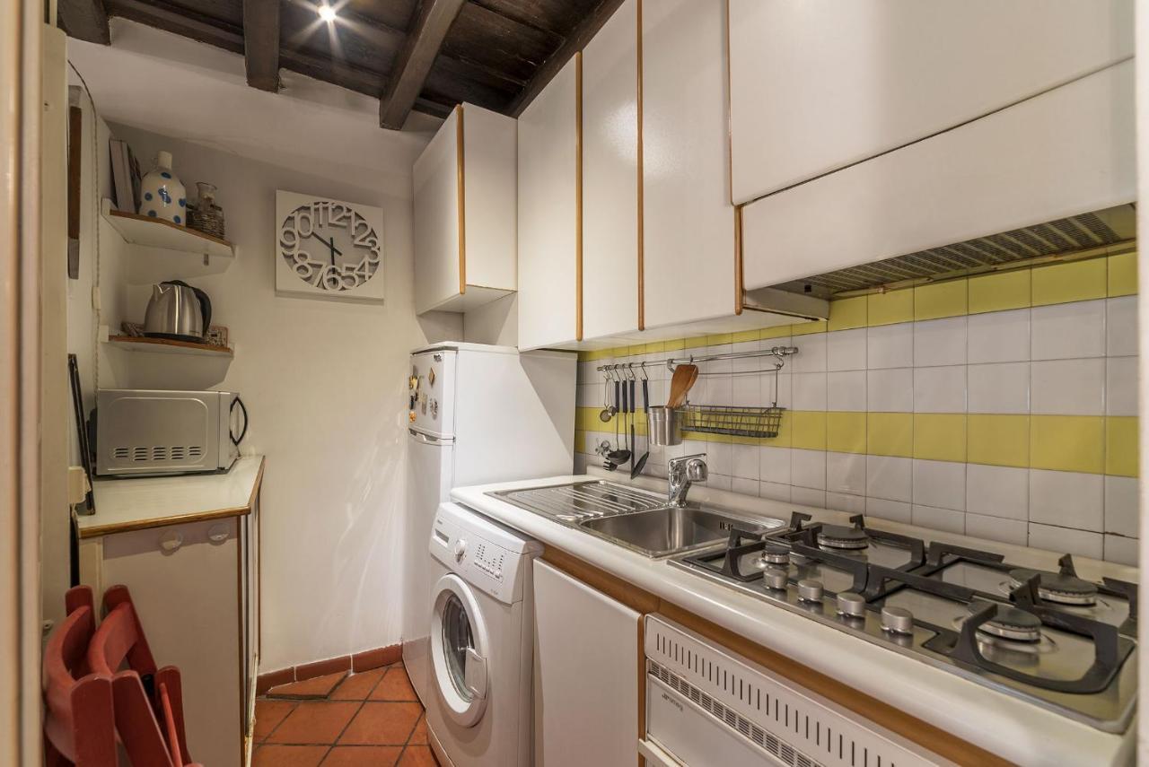 Stylish Flat Domus Aurea Apartment Rome Bagian luar foto